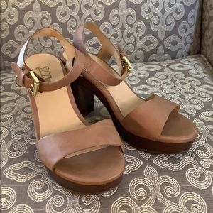 Brash Tan Heels